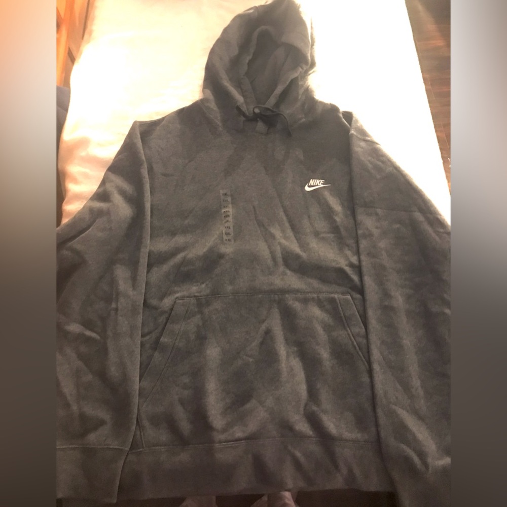 Mens Nike pullover